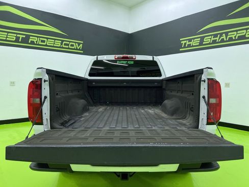 Used 2019 Chevrolet Colorado W/T w/ WT Convenience Package AWD/4WD image 9