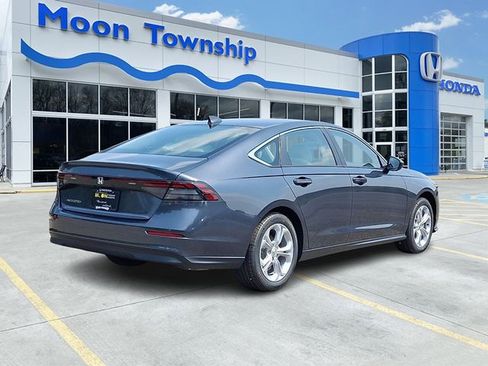 Used 2025 Honda Accord LX image 4