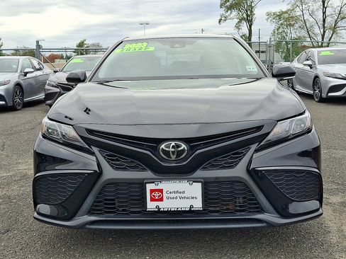 Certified 2023 Toyota Camry SE image 2