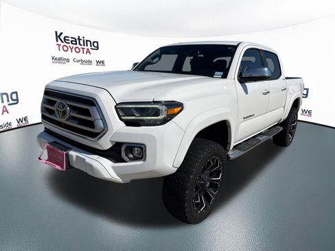 Used 2021 Toyota Tacoma Limited AWD/4WD image 3
