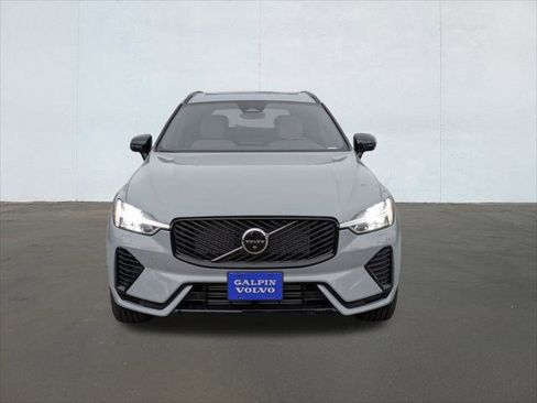 New 2026 Volvo XC60 T8 Plus w/ Climate Package image 4