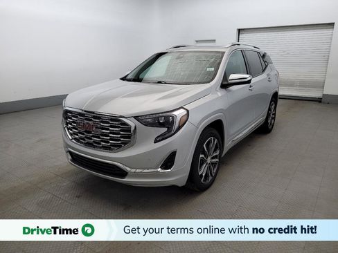 Used 2020 GMC Terrain Denali image 1