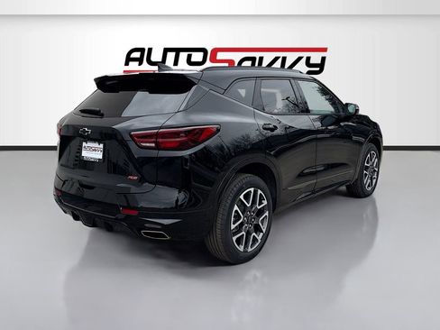 Used 2025 Chevrolet Blazer RS w/ Driver Confidence II Package image 7