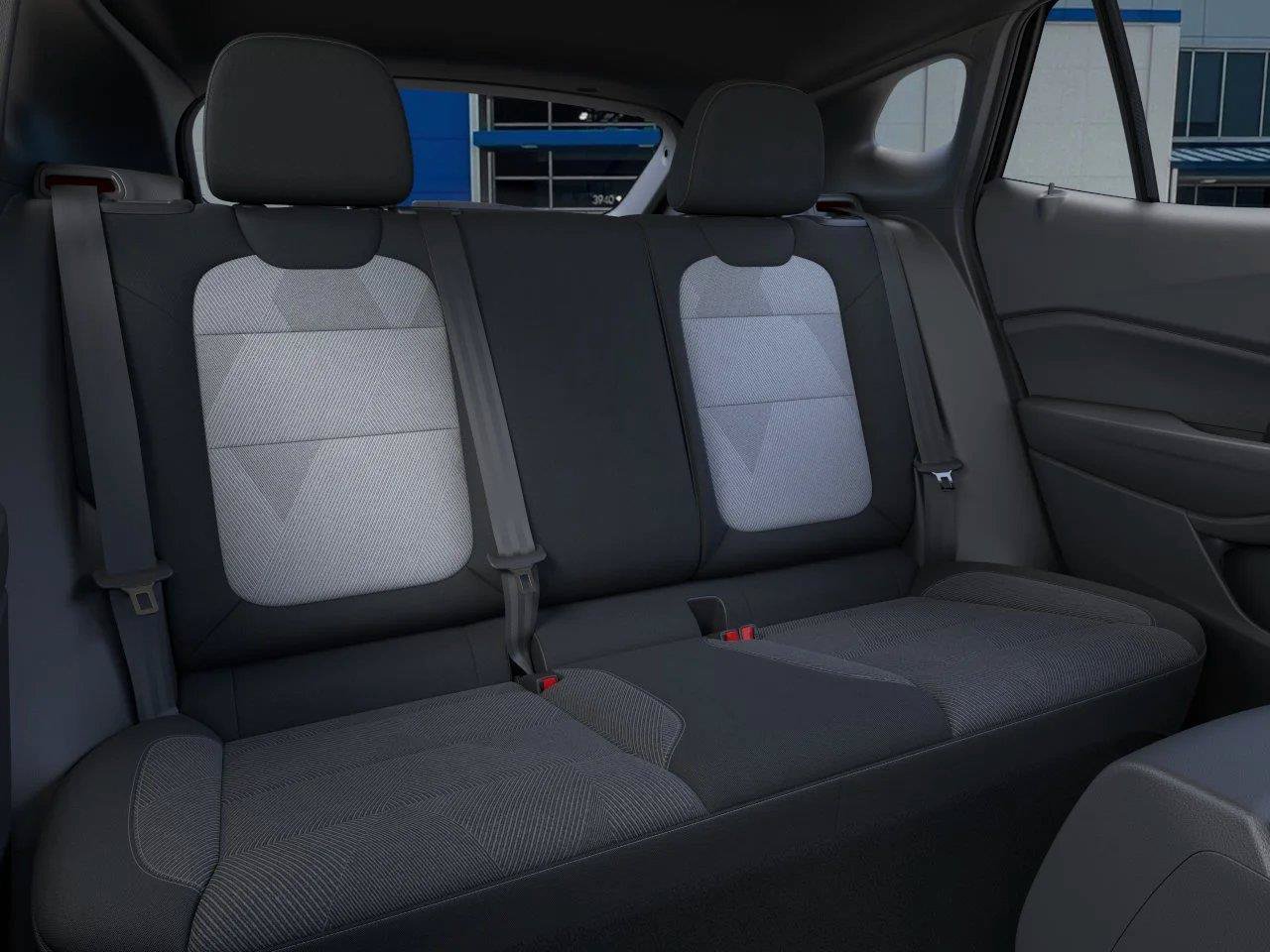 Used 2026 Chevrolet Trax RS w/ Sunroof Package FWD image 41