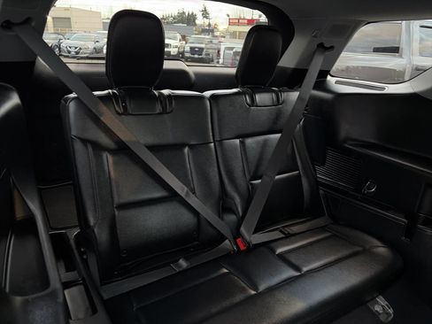 Used 2021 Ford Explorer Limited w/ Equipment Group 301A image 25