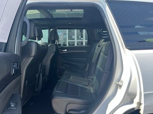 Used 2019 Jeep Grand Cherokee High Altitude AWD/4WD image 21