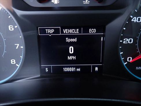 Used 2018 Chevrolet Equinox LS FWD image 22