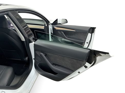 Certified 2023 Tesla Model 3 Performance AWD/4WD image 12