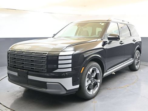 Used 2026 Hyundai Palisade Limited AWD/4WD image 1