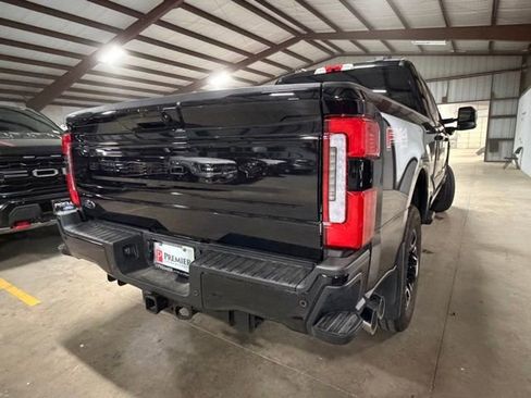 Used 2025 Ford F250 Platinum AWD/4WD image 6