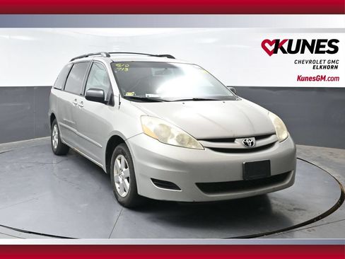 Used 2008 Toyota Sienna FWD image 1