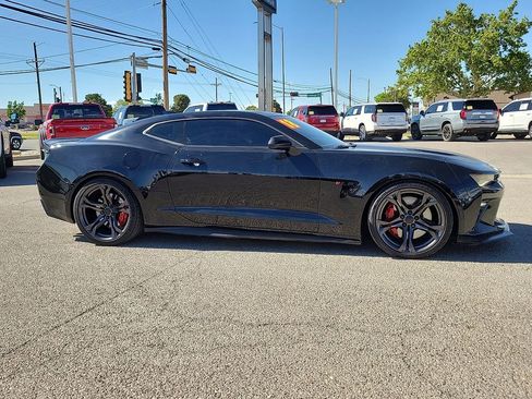 Used 2018 Chevrolet Camaro SS RWD image 12