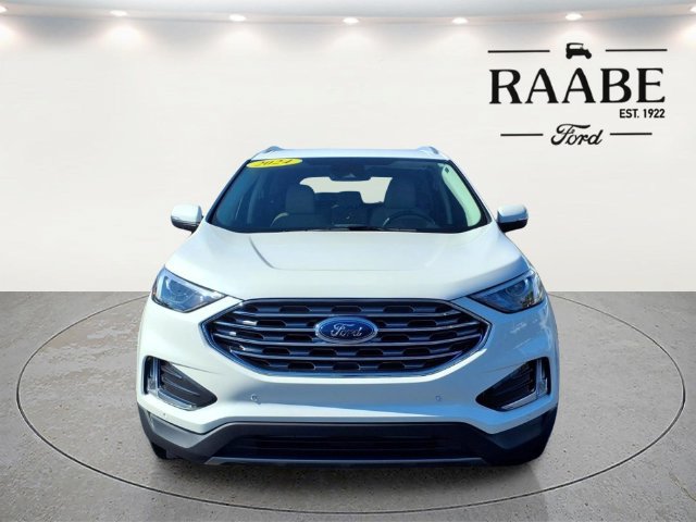 Used 2024 Ford Edge Titanium AWD/4WD image 2