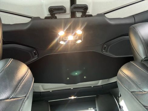 Used 2022 Jeep Wrangler Unlimited Rubicon w/ LED Lighting Group image 51