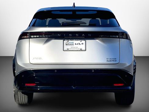 Used 2024 Nissan Ariya AWD image 6
