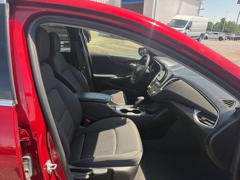 Used 2023 Chevrolet Malibu RS FWD image 34