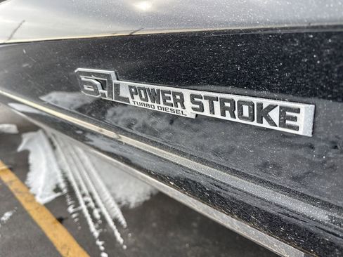 Used 2024 Ford F350 Platinum w/ FX4 Off-Road Package image 7