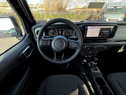New 2026 Jeep Gladiator Sport image 15
