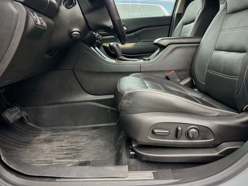 Used 2019 GMC Acadia Denali w/ Technology Package image 41