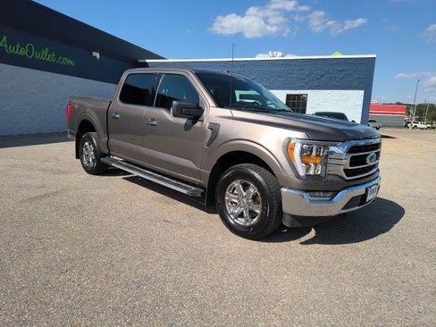 Used 2022 Ford F150 XLT w/ Equipment Group 302A High image 7