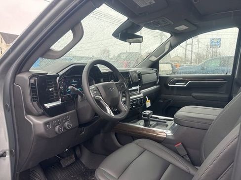 New 2026 Chevrolet Silverado 1500 LT Trail Boss w/ LT Trail Boss Premium Package AWD/4WD image 10