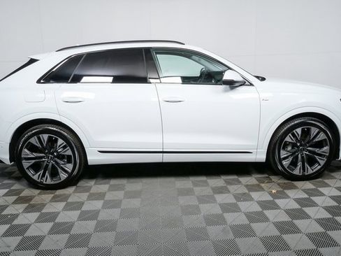 New 2026 Audi Q8 Prestige image 2