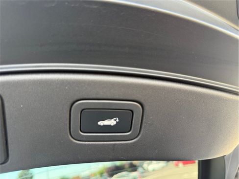 Used 2021 Jaguar F-TYPE R AWD/4WD image 42