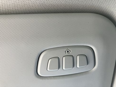 Used 2025 Ford Escape Platinum AWD/4WD image 31