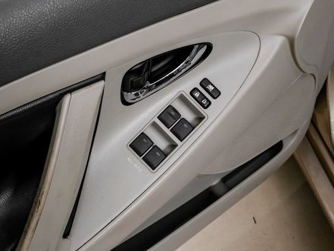 Used 2011 Toyota Camry LE w/ Fleet Convenience Pkg FWD image 45