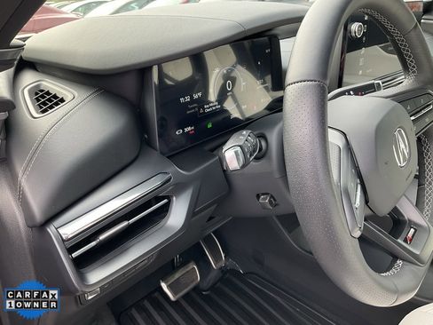 Used 2024 Acura ZDX A-Spec image 19