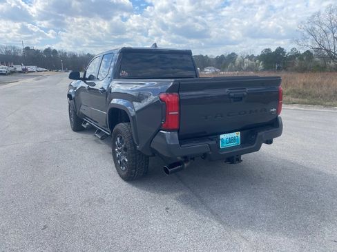 Used 2024 Toyota Tacoma SR5 image 4