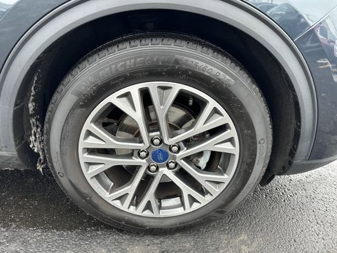 Used 2022 Ford Escape SEL w/ Technology Package image 13