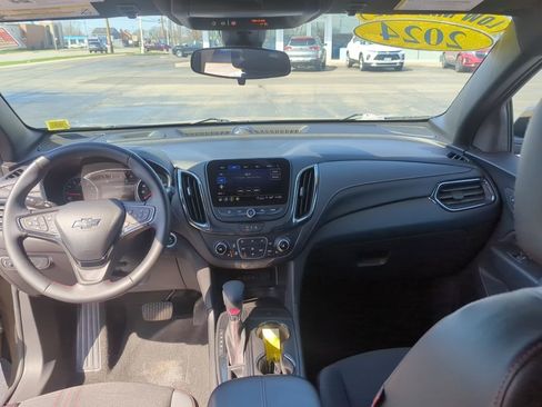 Certified 2024 Chevrolet Equinox RS image 28