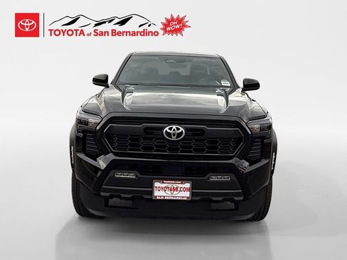 New 2025 Toyota Tacoma TRD Off-Road image 8