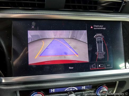 Used 2020 Audi Q3 2.0T Premium Plus w/ Premium Plus Package image 17