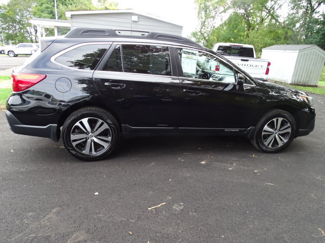 Used 2019 Subaru Outback 2.5i Limited AWD/4WD image 23