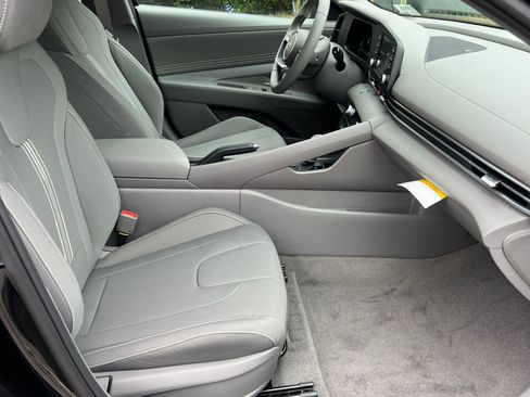 New 2026 Hyundai Elantra Sport image 13