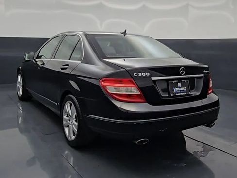 Used 2011 Mercedes-Benz C 300 4MATIC Sedan image 11