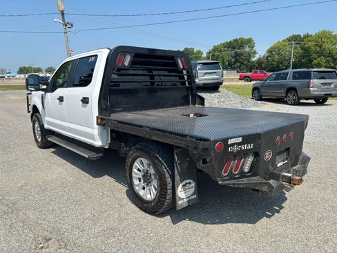 Used 2021 Ford F250 XL w/ STX Appearance Package AWD/4WD image 3
