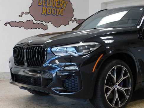Used 2021 BMW X5 xDrive40i AWD/4WD image 14