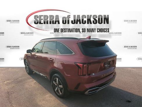 Certified 2022 Kia Sorento S w/ Panoramic Sunroof Package FWD image 6