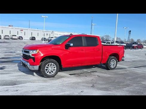 Used 2023 Chevrolet Silverado 1500 LT AWD/4WD image 5