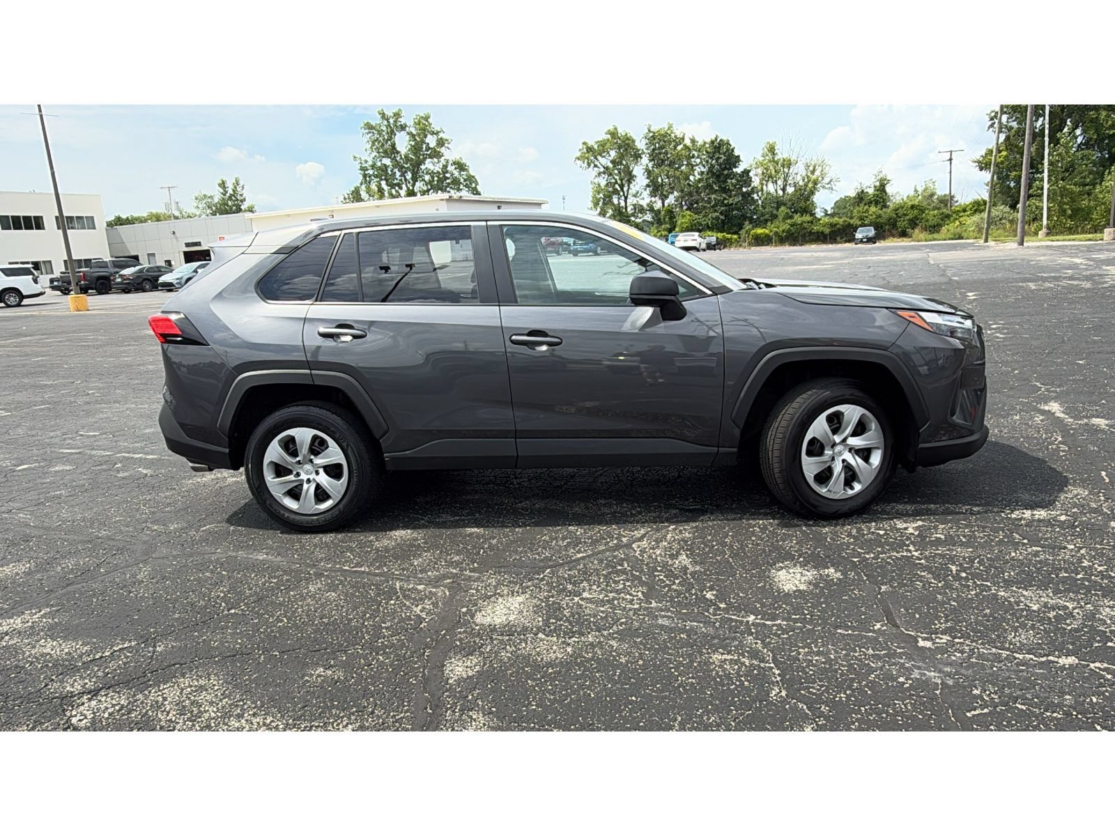 Certified 2025 Toyota RAV4 LE AWD/4WD image 10
