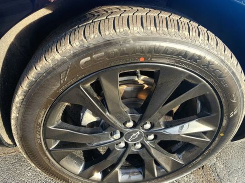 Used 2019 Chevrolet Blazer RS w/ Sun and Wheels Package image 3