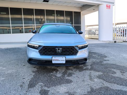 Used 2024 Honda Accord Sport image 3