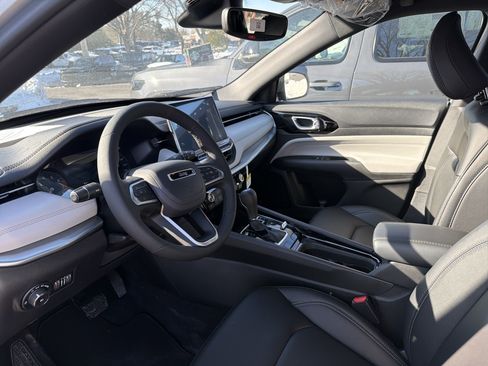 New 2026 Jeep Compass Limited AWD/4WD image 16