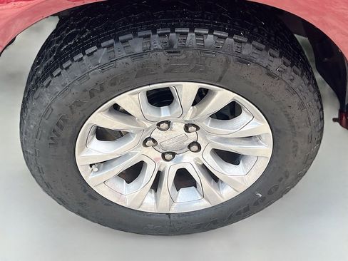 Used 2018 RAM 1500 Laramie Longhorn AWD/4WD image 31