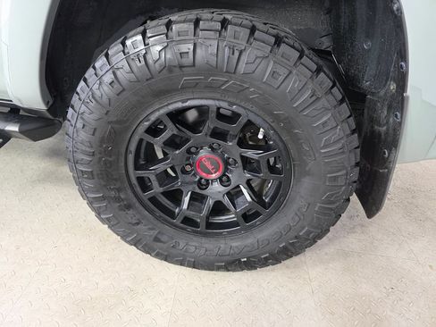 Used 2021 Toyota 4Runner TRD Pro AWD/4WD image 18