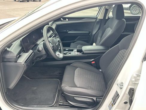 Used 2025 Kia K5 LXS FWD image 23
