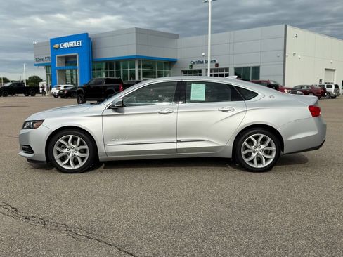 Used 2018 Chevrolet Impala Premier FWD image 8